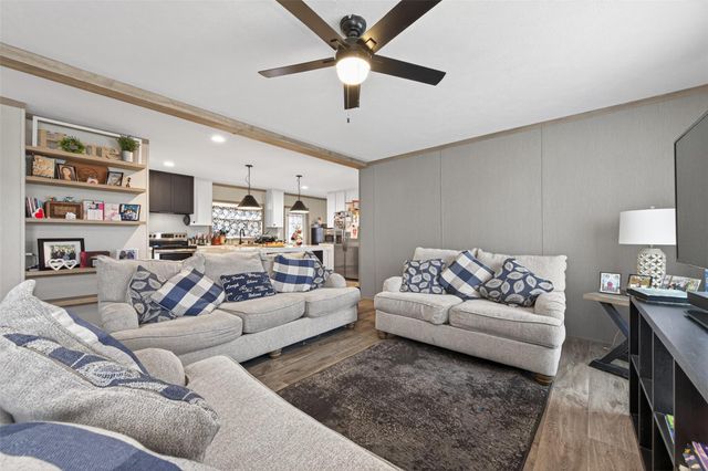 1375 Road 5735, Cleveland, TX 77327