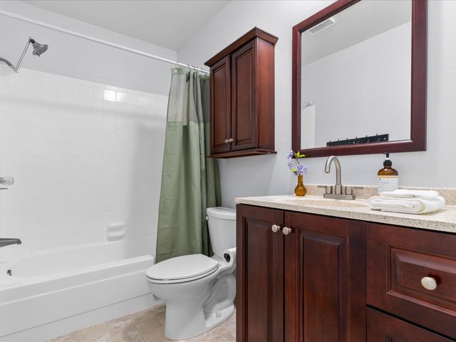 5900 Birchill Road, Watauga, TX 76148