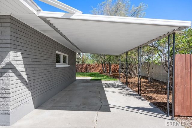 270 W Main Street, Rexburg, ID 83440