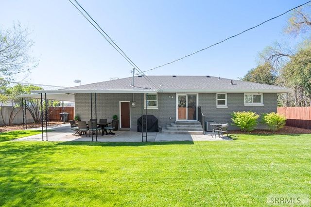 270 W Main Street, Rexburg, ID 83440
