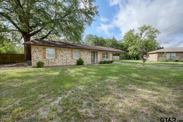 1215 Summit Heights, Lindale, TX 75771