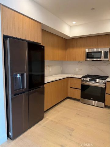 1123 S Shenandoah 303, Los Angeles, CA 90035