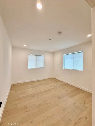 1123 S Shenandoah 303, Los Angeles, CA 90035