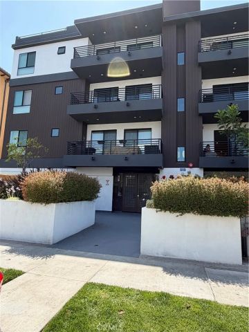 1123 S Shenandoah 303, Los Angeles, CA 90035