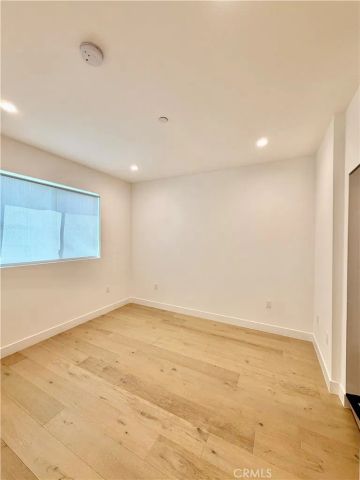 1123 S Shenandoah 303, Los Angeles, CA 90035