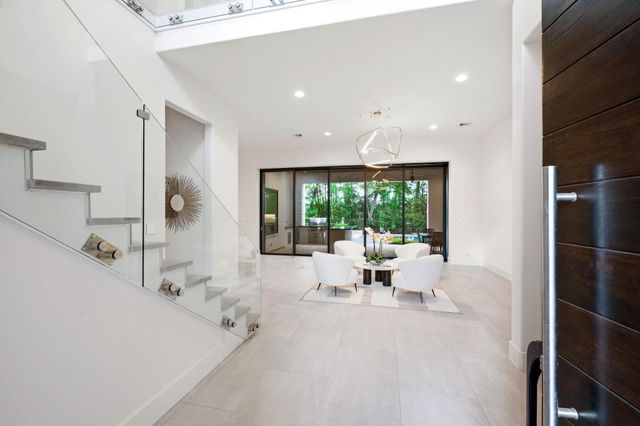 78 S Badger Lodge Circle, The Woodlands, TX 77389