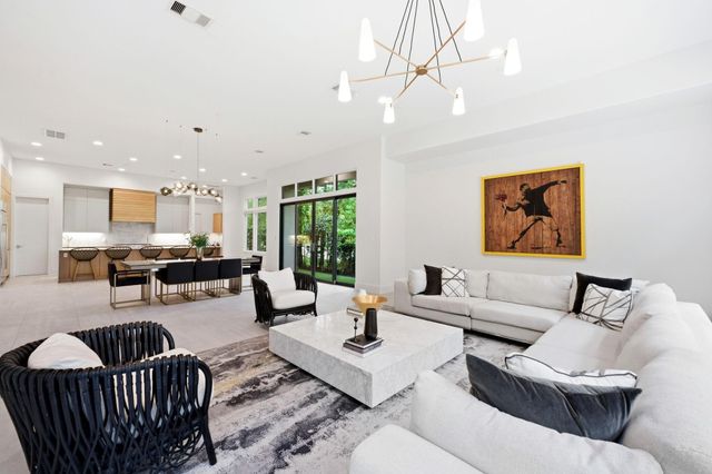 78 S Badger Lodge Circle, The Woodlands, TX 77389