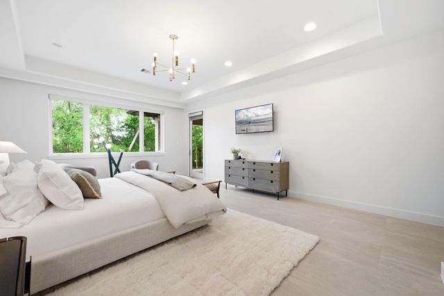 78 S Badger Lodge Circle, The Woodlands, TX 77389
