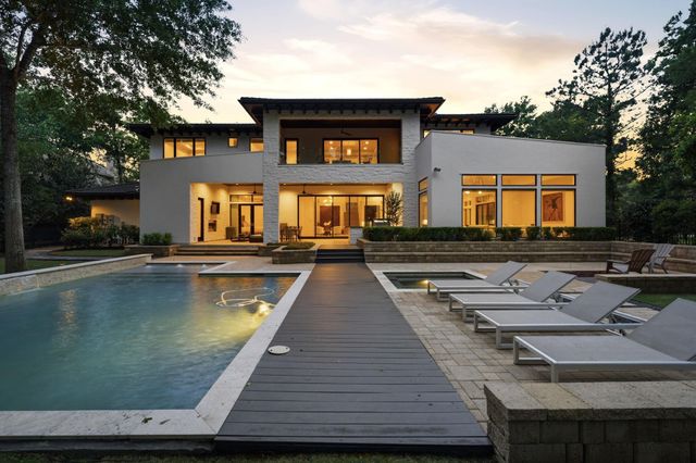 78 S Badger Lodge Circle, The Woodlands, TX 77389