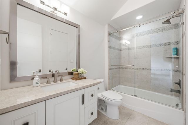 78 S Badger Lodge Circle, The Woodlands, TX 77389