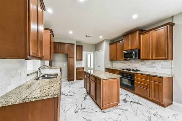 3623 Skyline Drive, Manvel, TX 77578