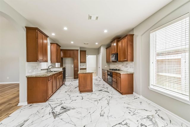 3623 Skyline Drive, Manvel, TX 77578