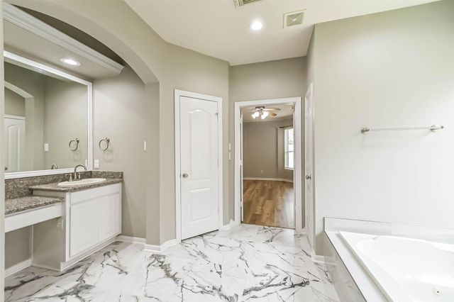 3623 Skyline Drive, Manvel, TX 77578