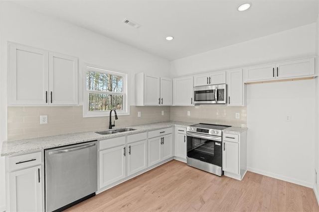 97 Carroll Circle, Carrollton, GA 30117