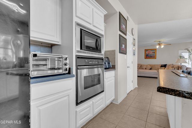 1908 SUN CHARIOT Street, El Paso, TX 79938