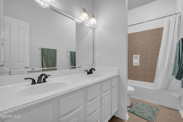 1908 SUN CHARIOT Street, El Paso, TX 79938