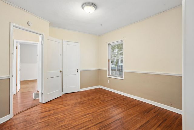 1016 W 2nd Street, Cedar Falls, IA 50613