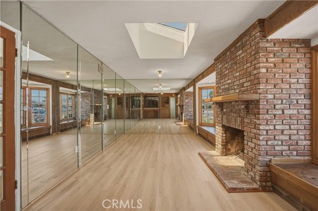 1534 Wallace, Simi Valley, CA 93065