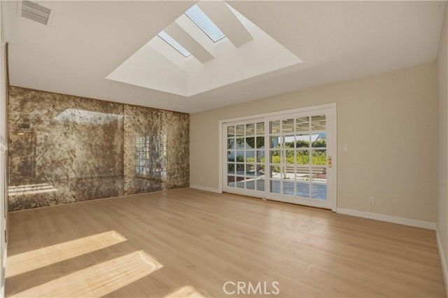 1534 Wallace, Simi Valley, CA 93065