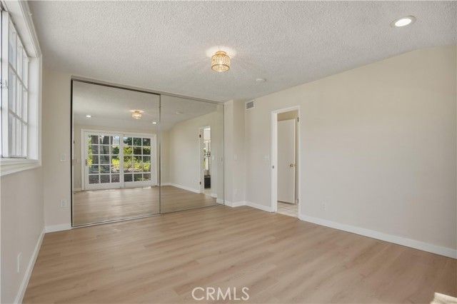 1534 Wallace, Simi Valley, CA 93065