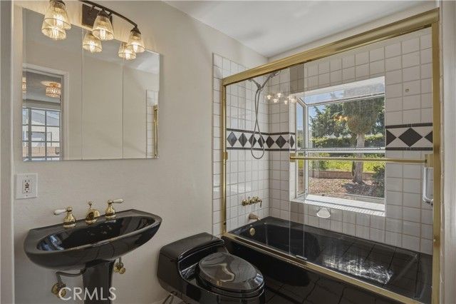 1534 Wallace, Simi Valley, CA 93065