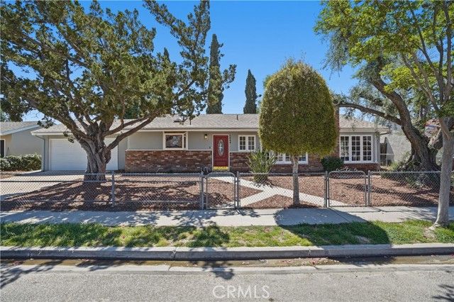 1534 Wallace, Simi Valley, CA 93065