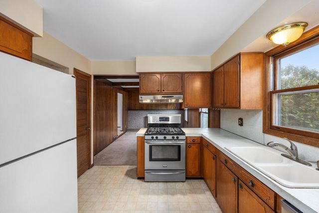 1365 Marwood Drive, Kentwood, MI 49508