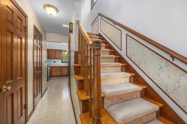1365 Marwood Drive, Kentwood, MI 49508