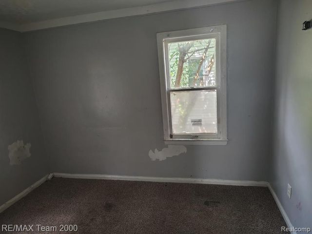 18475 Winthrop Street, Detroit, MI 48235