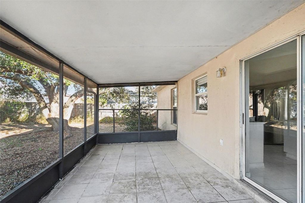 Image 22 of property listing at 1117 ROAN COURT, Kissimmee, FL 34759