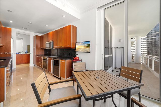 901 Brickell Key Blvd 3706, Miami, FL 33131