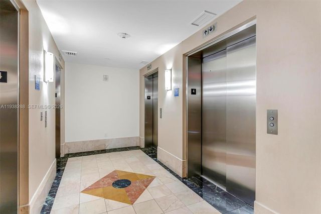 1945 S Ocean Dr 403, Hallandale Beach, FL 33009