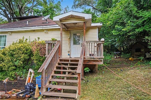 319 W Broadway Street, Griffin, GA 30223