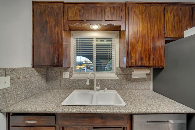 2313 San Rafael Ave, Modesto, CA 95355