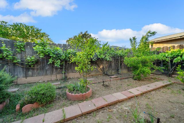 2313 San Rafael Ave, Modesto, CA 95355