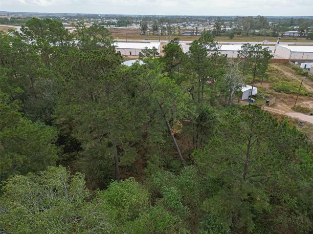 346 Road 5126, Cleveland, TX 77327