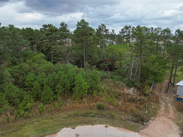 346 Road 5126, Cleveland, TX 77327