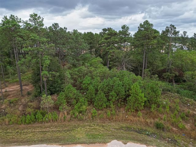 346 Road 5126, Cleveland, TX 77327