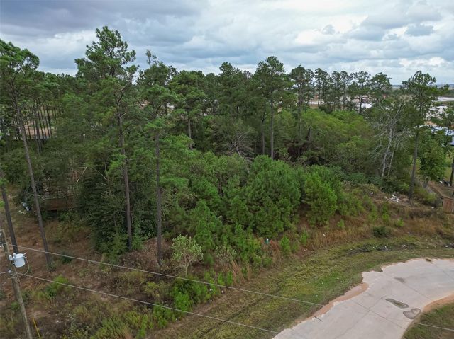 346 Road 5126, Cleveland, TX 77327