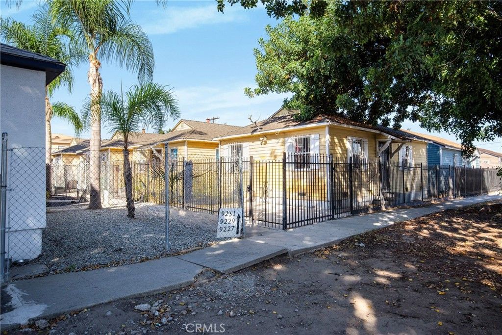 9227 S Western Avenue, Los Angeles, CA 90047 — photo 5