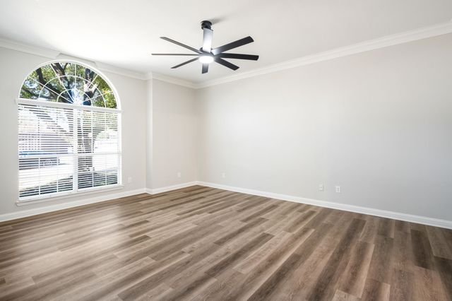 7612 Pendleton Street, Dallas, TX 75252