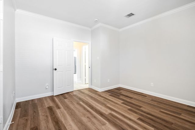 7612 Pendleton Street, Dallas, TX 75252