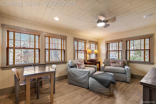 16811 Plainview Avenue, Detroit, MI 48219