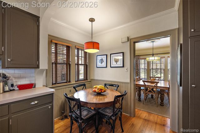 16811 Plainview Avenue, Detroit, MI 48219