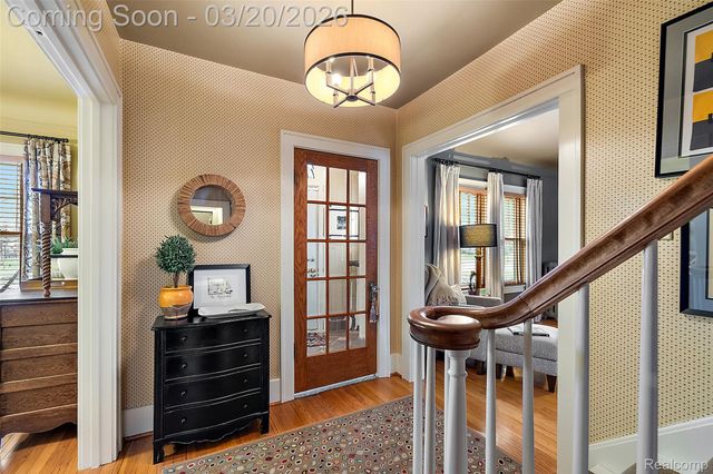 16811 Plainview Avenue, Detroit, MI 48219