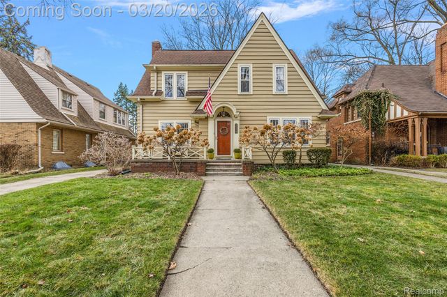 16811 Plainview Avenue, Detroit, MI 48219