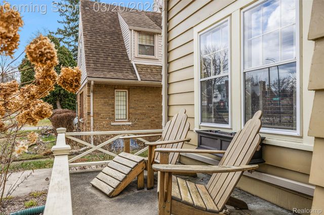 16811 Plainview Avenue, Detroit, MI 48219