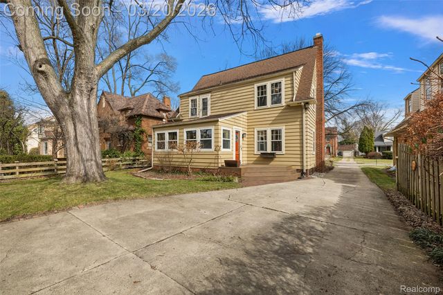 16811 Plainview Avenue, Detroit, MI 48219