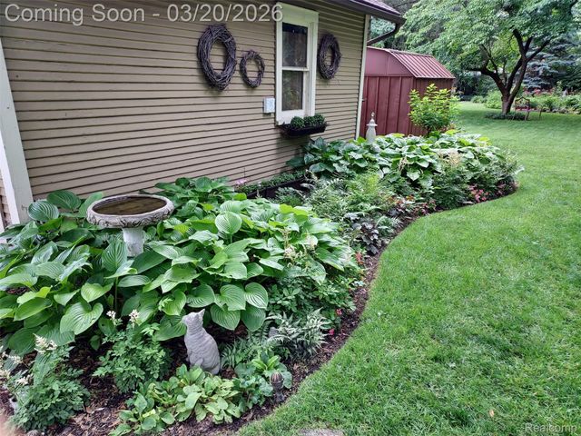 16811 Plainview Avenue, Detroit, MI 48219