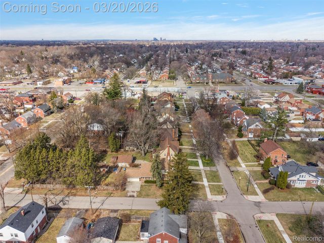 16811 Plainview Avenue, Detroit, MI 48219